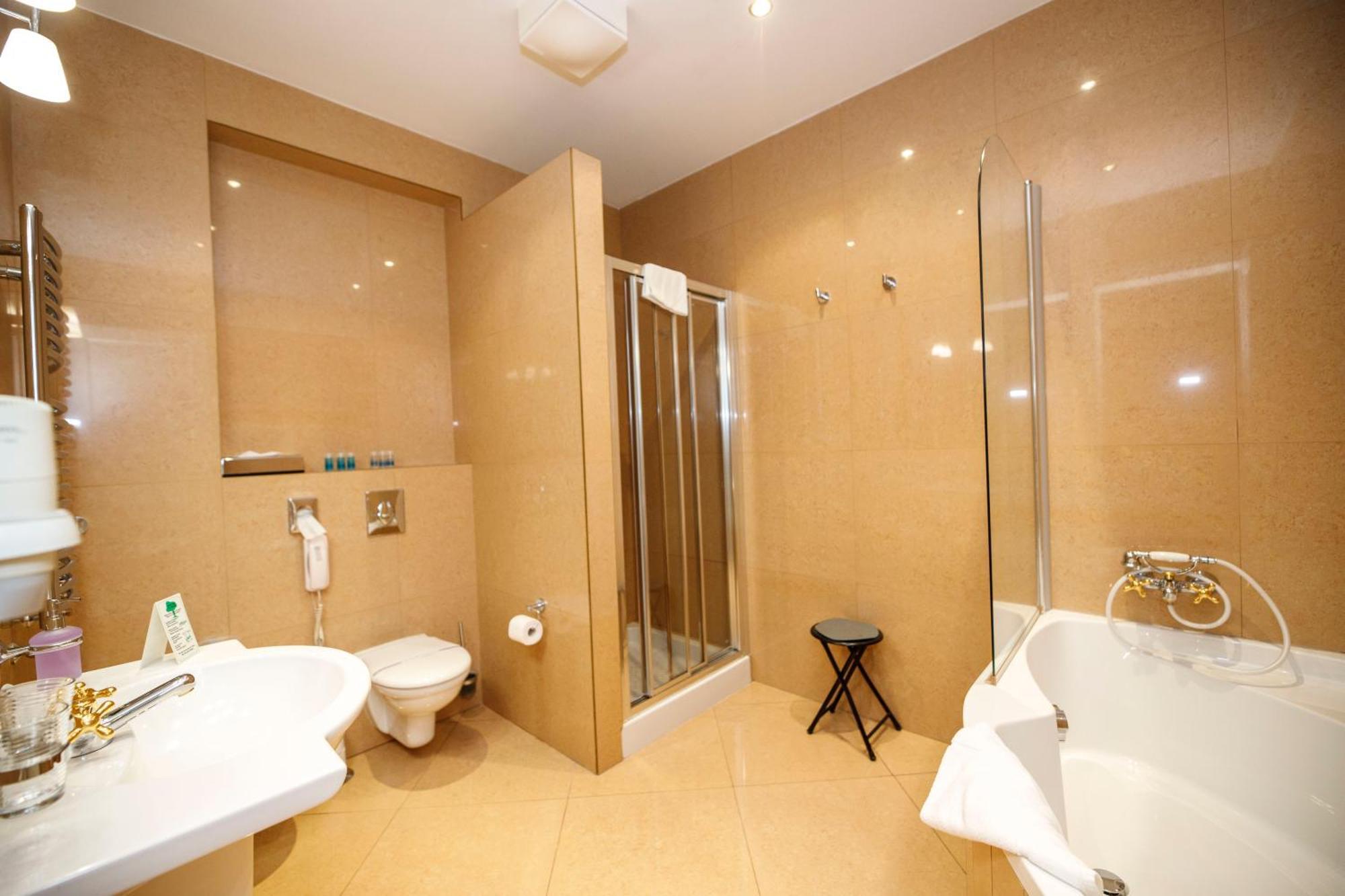 Salvator Hotel KLV Quarto foto